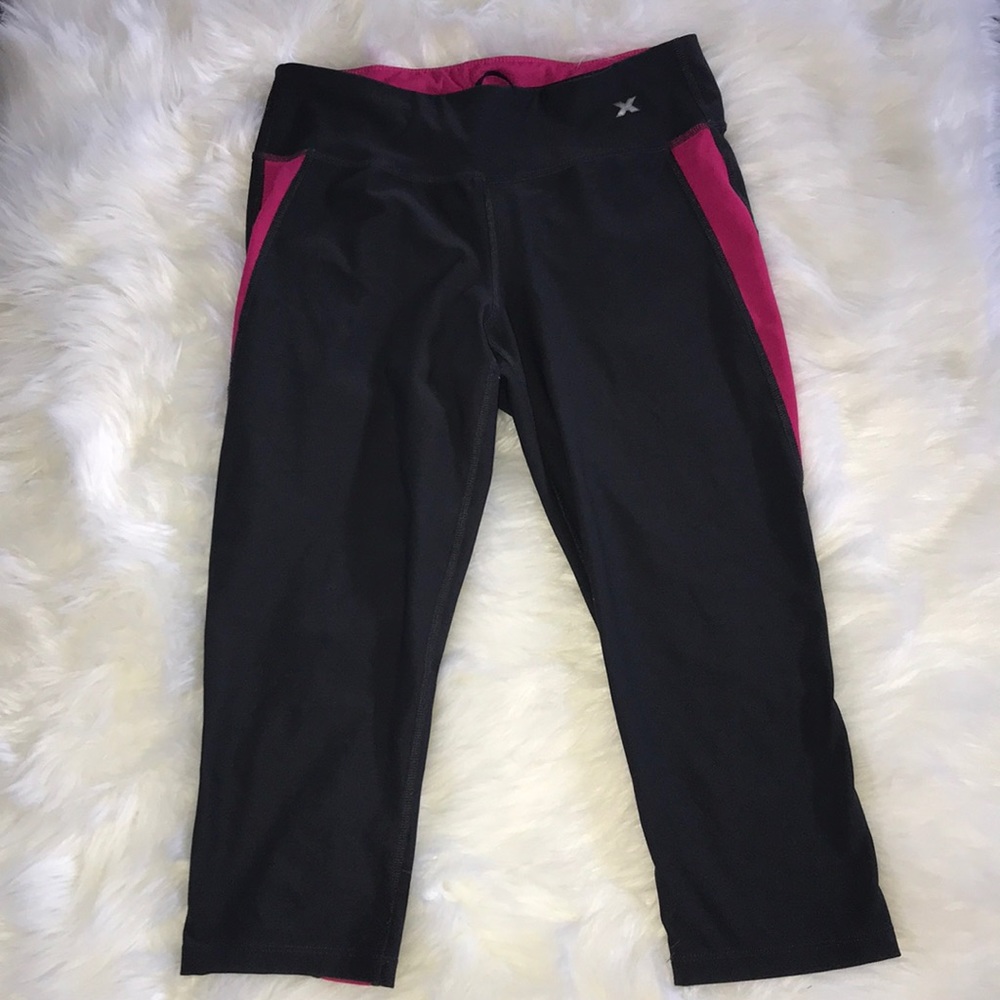 Xersion fitted 3/4 length leggings